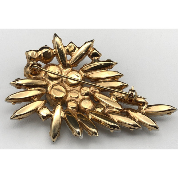 Vintage Brooch Milk Glass Goldstone Givre Navette AB Aurora Borealis Spray Pin - Picture 5 of 10